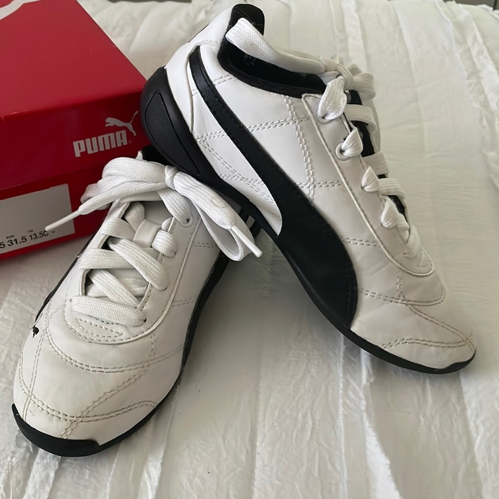 White Puma sneakers